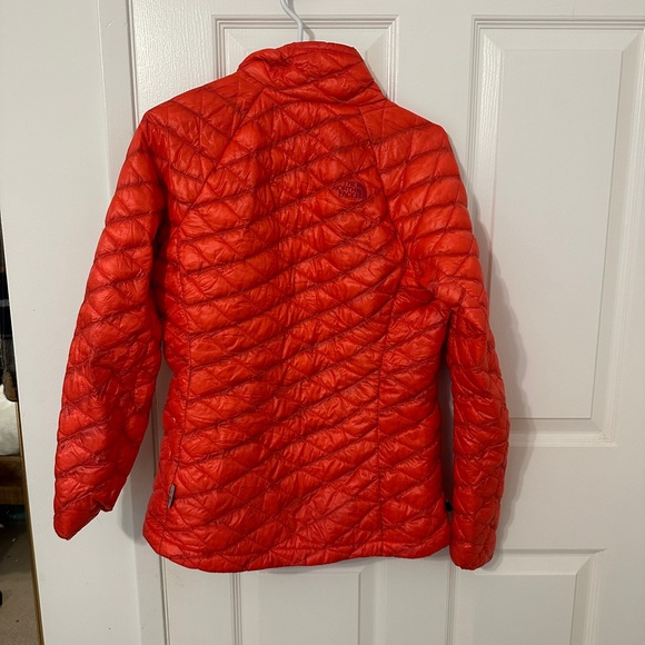 The North Face Thermoball Puffer Jacket - Orange - XS - Picture 2 of 4